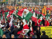 Notoria presencia femenina en Zócalo previo al mitin de Sheinbaum