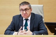 El conseller de Educación no recuerda que Pradas informara al Consell de rescates, no supo que había un Cecopi y acusa al Gobierno de transmitir "una falsa tranquilidad" el 29