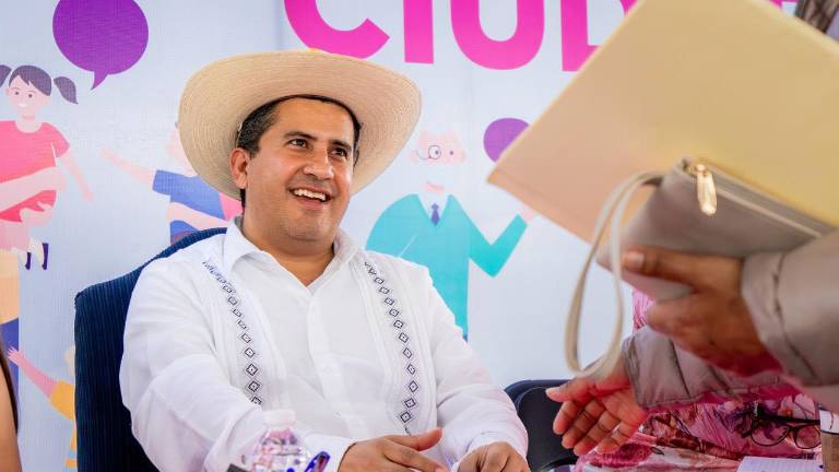 Un mes sin Carlos Manzo: implicados asesinados, detenciones, sospechas políticas y Uruapan, cercada por el crimen