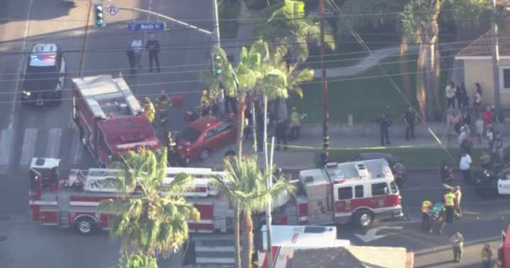 Car crashes onto Anaheim sidewalk, injuring 8 teens with high school running team
