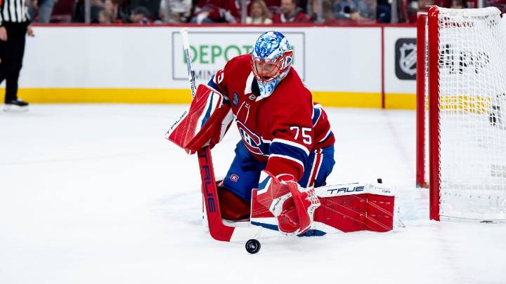 Canadiens pull goalie Jakub Dobes after another rough start vs. Lightning