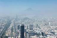 Fabrican en Monterrey para EU y regios sufren aire sucio