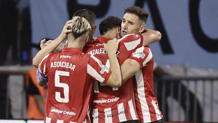 Estudiantes superó en penales a Racing y se alzó campeón en Argentina