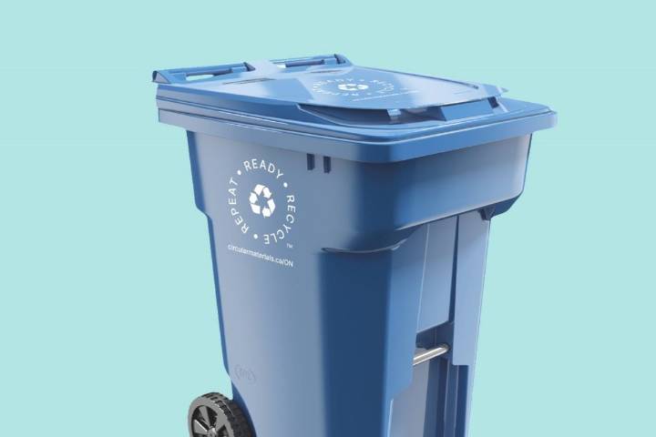 New recycling carts roll out in Kenora