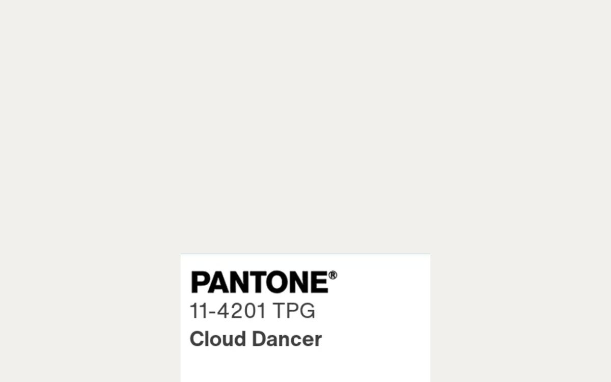Pantone revela 'Cloud Dancer', un blanco neutro, como su color del año para 2026