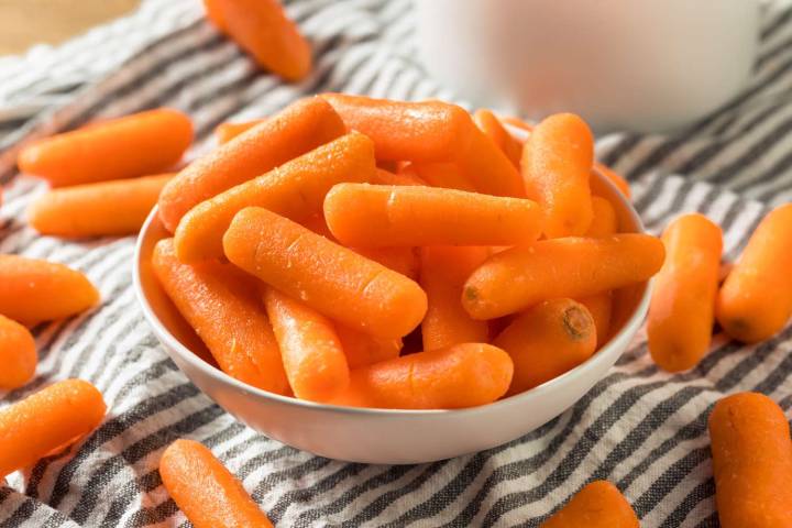 What Happens to Your Sleep When You Eat Carrots Before Bed