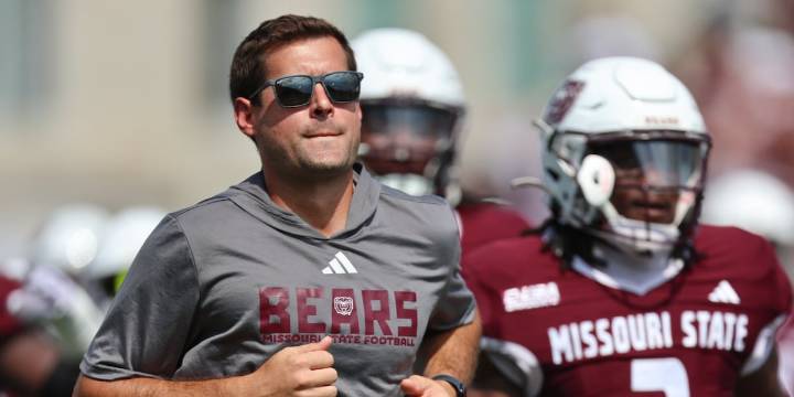 Missouri State Bears head football coach leaving for new job