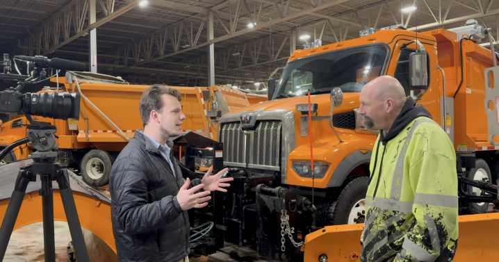 Snow plow drivers prep for long shifts as winter weather hits Fox Cities