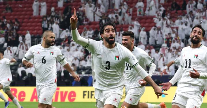 Palestine wins first match over Qatar at FIFA Arab Cup