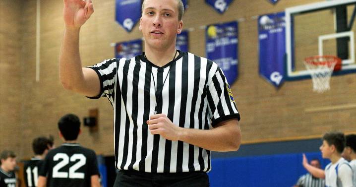 High school class offers path for students to become sports officials