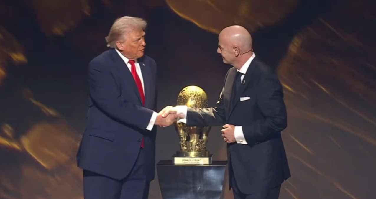 FIFA le entrega el Premio de la Paz a Donald Trump; así fue el momento