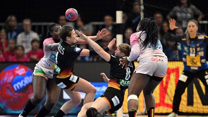 Las Guerreras caen ante Alemania (25-29) y se despiden del Mundial de balonmano