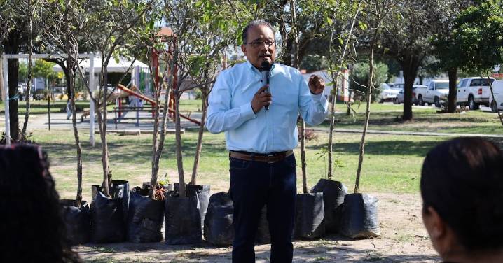 Andrés Mijes impulsa áreas verdes con el Programa “Pulmones Urbanos en Escobedo”
