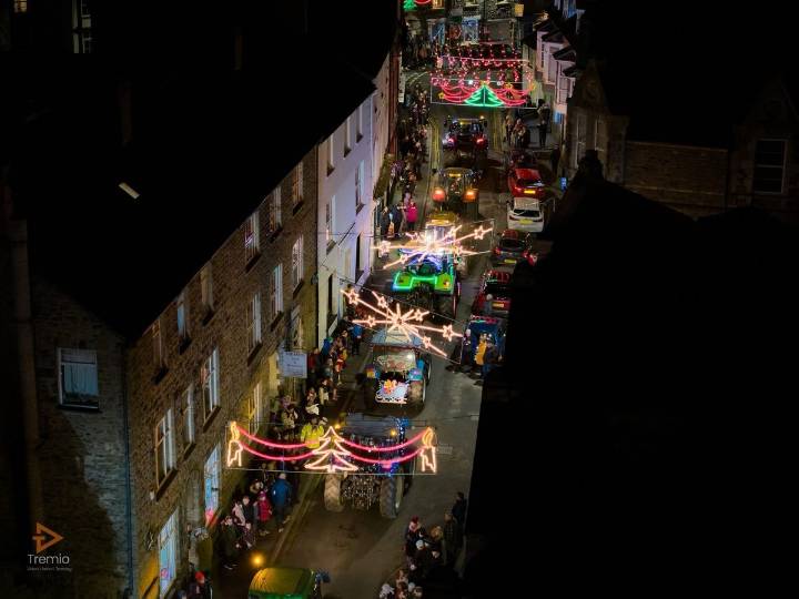 Christmas fun ramps up in Builth Wells as the annual tractor run and Christmas grotto takes place