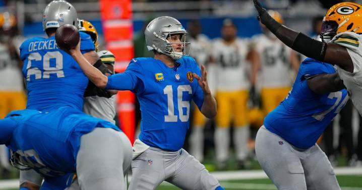 Fantasy plays: Players to start and sit for NFL Week 14