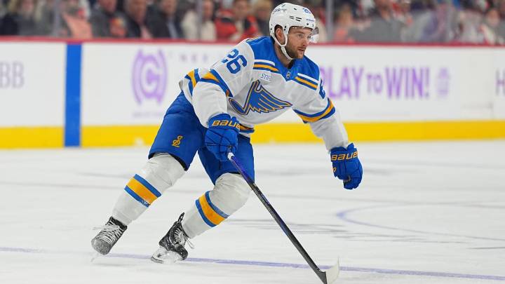 NHL Status Report: Walker out at least 8 weeks for Blues with upper