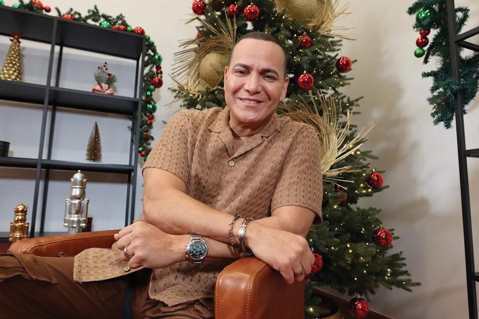 Víctor Manuelle se distancia de la salsa para crear nuevos éxitos de estilo navideño