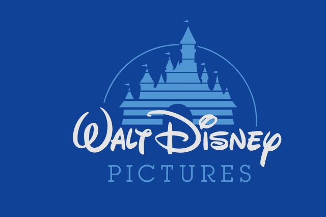 Disney invierte mil millones en OpenAI y crea videos con personajes Sora