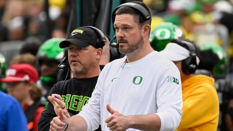 Oregon Ducks coach Dan Lanning dealt massive update ahead of College Football Playoff