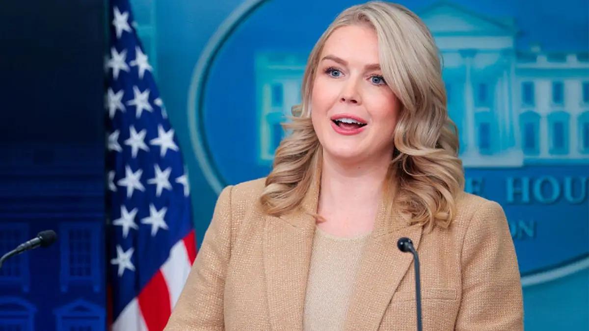 'Donald Won't Like That': Karoline Leavitt’s End-of-Year Reveal Sparks Accusations She’s Secretly Sending a Message Trump Won’t Like