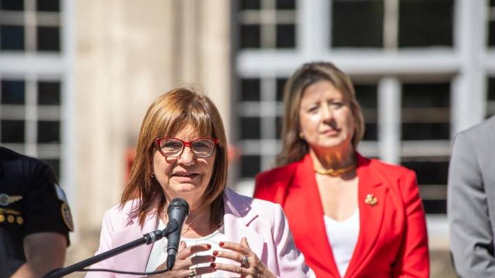 Bullrich renunció a Seguridad, se despidió y respaldó a Monteoliva como sucesora