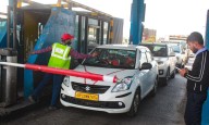 New barrier-less highway toll collection system to be in place across India within 1 year: Gadkari