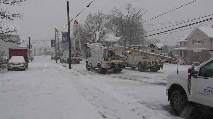 Snow causes messy commute in Scranton