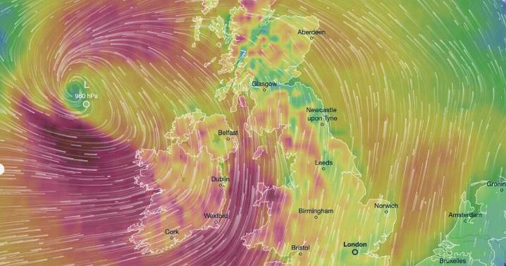 Britain hours away from horror 85mph storm as WHOLE of UK hit in new weather maps