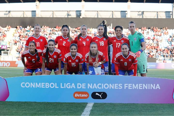 “Fuimos otro equipo”: Endler destaca el “cambio de chip” en La Roja Femenina para vencer a Paraguay