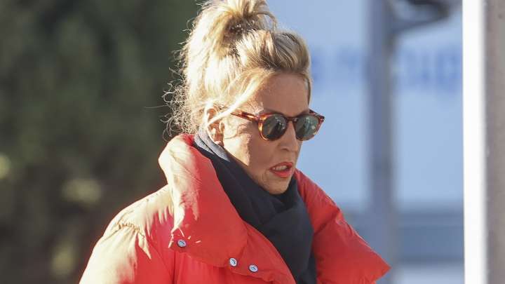 El marido de Lydia Lozano sube a planta, pero la familia silencia a su mujer