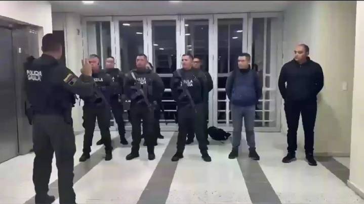 Policía libera a cuatro secuestrados en el Norte del Cauca y captura a tres integrantes de las disidencias