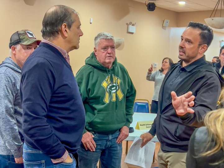 City of Yes project sparks fiery confrontation as Staten Island residents, senator clash with developer at community meeting