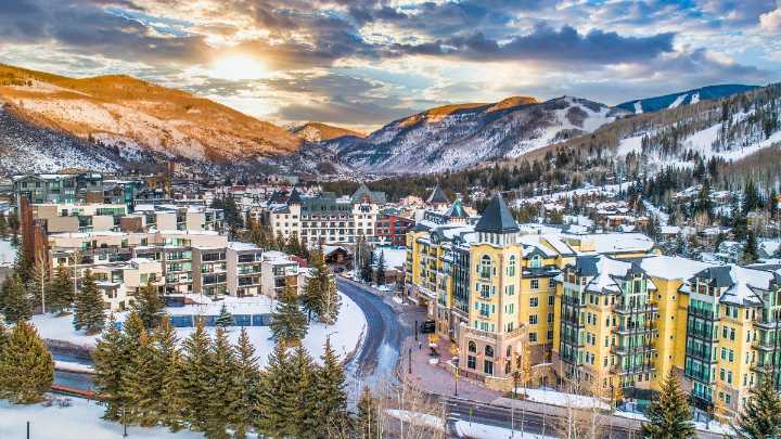 Airlines Offer Flight Deals To America's Favorite Mountain Hubs Just In Time For Prime Ski Season