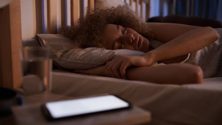 I struggled to sleep, but I found this 10-minute meditation helps me doze off quicker than ever