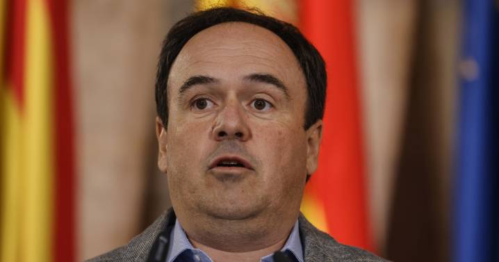 Pérez Llorca pedirá reunirse con Pedro Sánchez