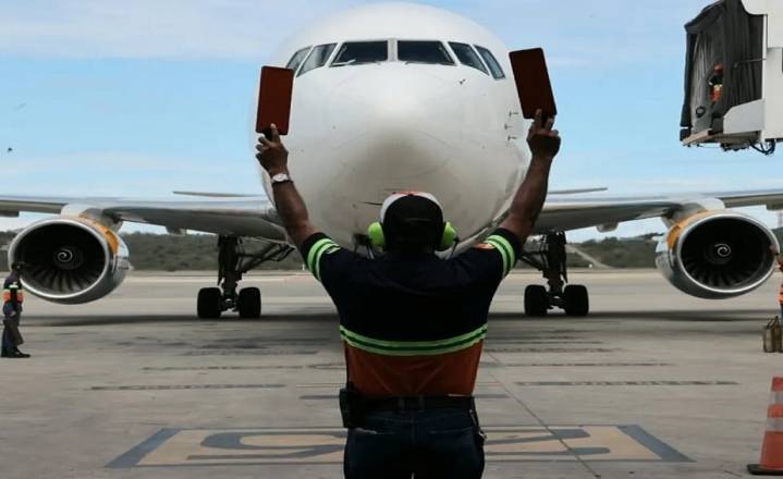 Arriba al país un nuevo vuelo con 304 venezolanos deportados de EE. UU.