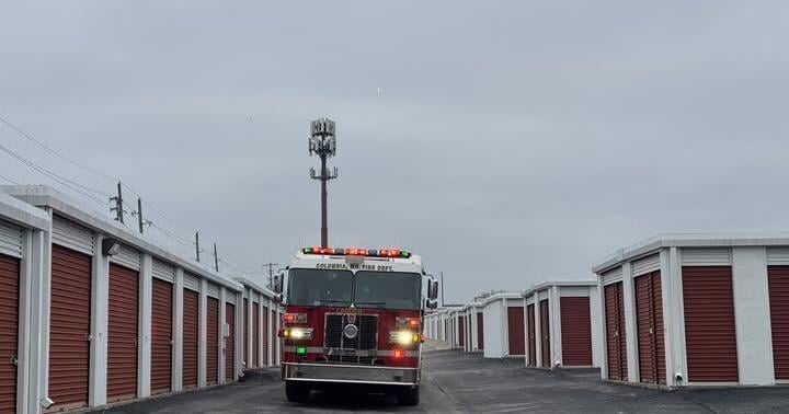 No injuries reported in midday Columbia structure fire