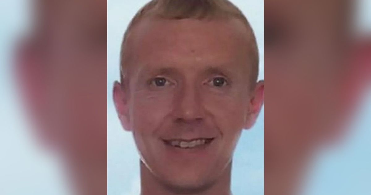 Supervisor in tears as he describes horror workplace accident that killed beloved dad