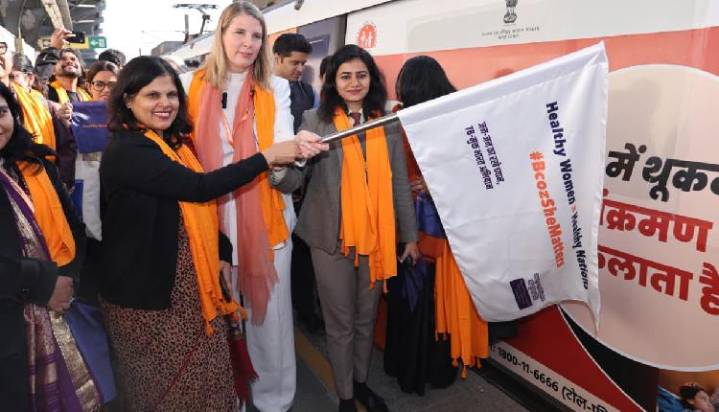 Health Ministry, WHO Launch Health Campaign On Delhi Metro For Women, Girls