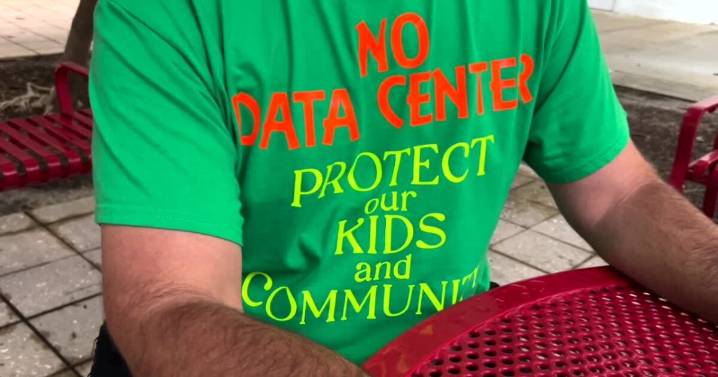 Concerns mount ahead of Palm Beach County vote on proposed Acreage data center