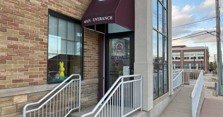 Crown Point council votes to hike commercial stormwater rates