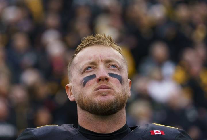 Hamilton Tiger-Cats re-sign veteran quarterback Bo Levi Mitchell to two