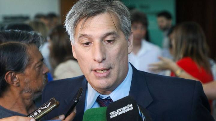 Santa Fe colocó deuda por u$s 800 millones a una tasa de 8,10% en los mercados internacionales