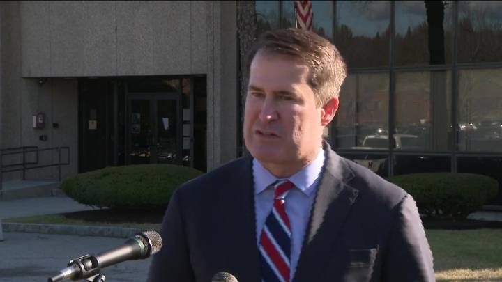 Rep. Moulton conducts oversight visit at ICE facility in Burlington