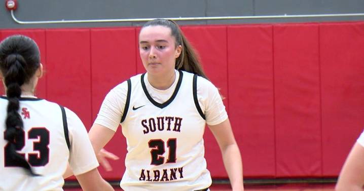 Taylor Donaldson's 21 points lead South Albany to victory over Crater