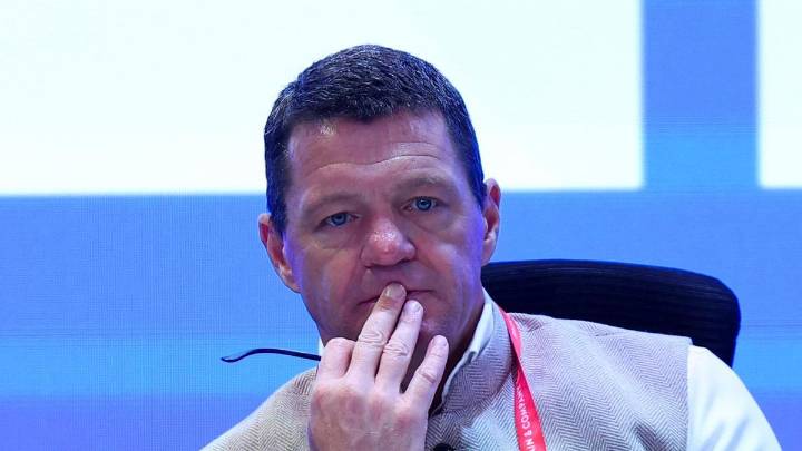DGCA serves showcause notice to IndiGo CEO Pieter Elbers