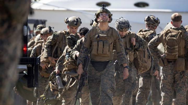 Revelan imágenes del mayor despliegue militar de EE. UU. en 30 años en país latinoamericano para presionar a Maduro