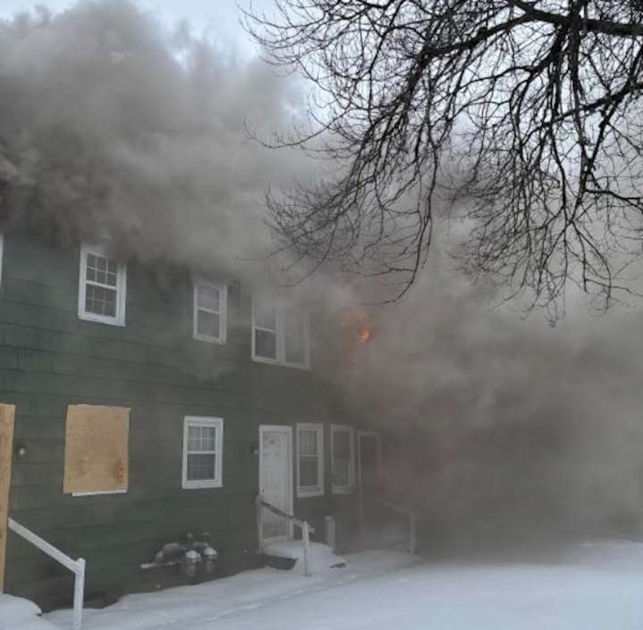 Fire damages apartment at Syracuse complex on South Side