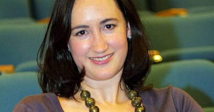 NHS glioblastoma symptoms after Shopaholic author Sophie Kinsella dies at 55