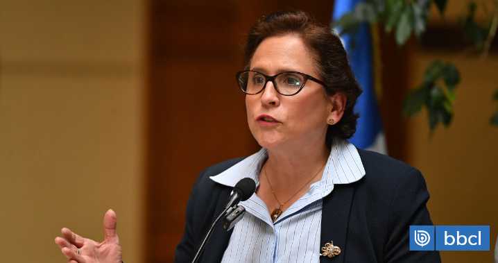 Chile Vamos pide a Boric evaluar salida de Leitao tras informe sobre millonario déficit en Peñalolén